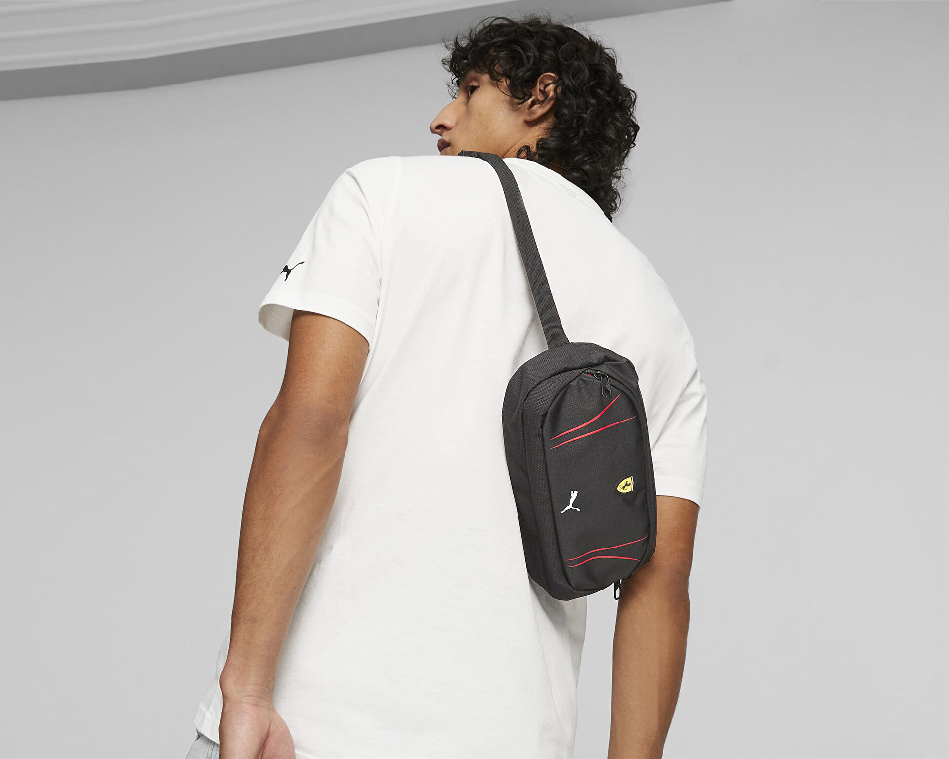 Puma ferrari ?anta top siyah