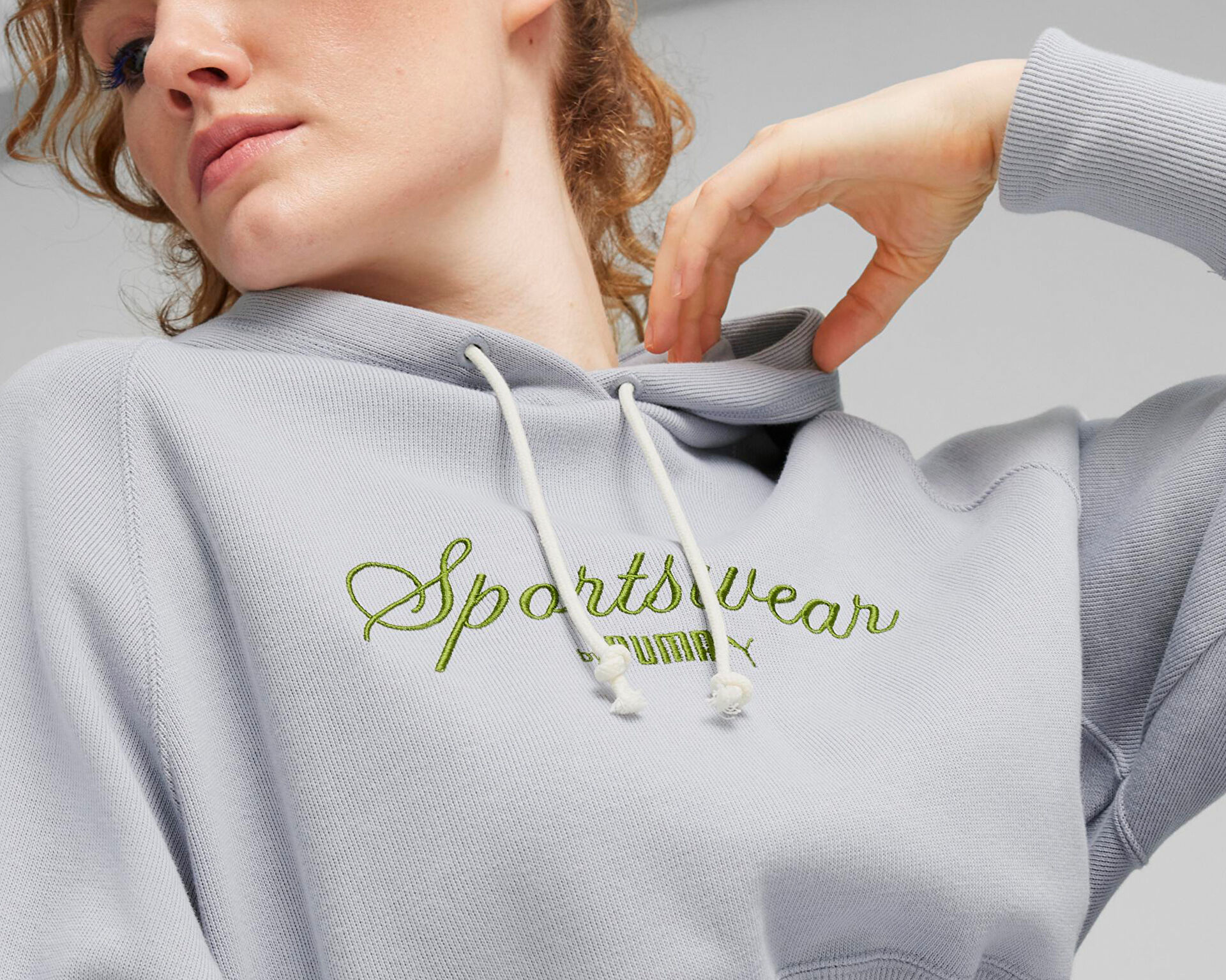 Puma Kadın Classics+ Relaxed Hoodie Gri 62427363