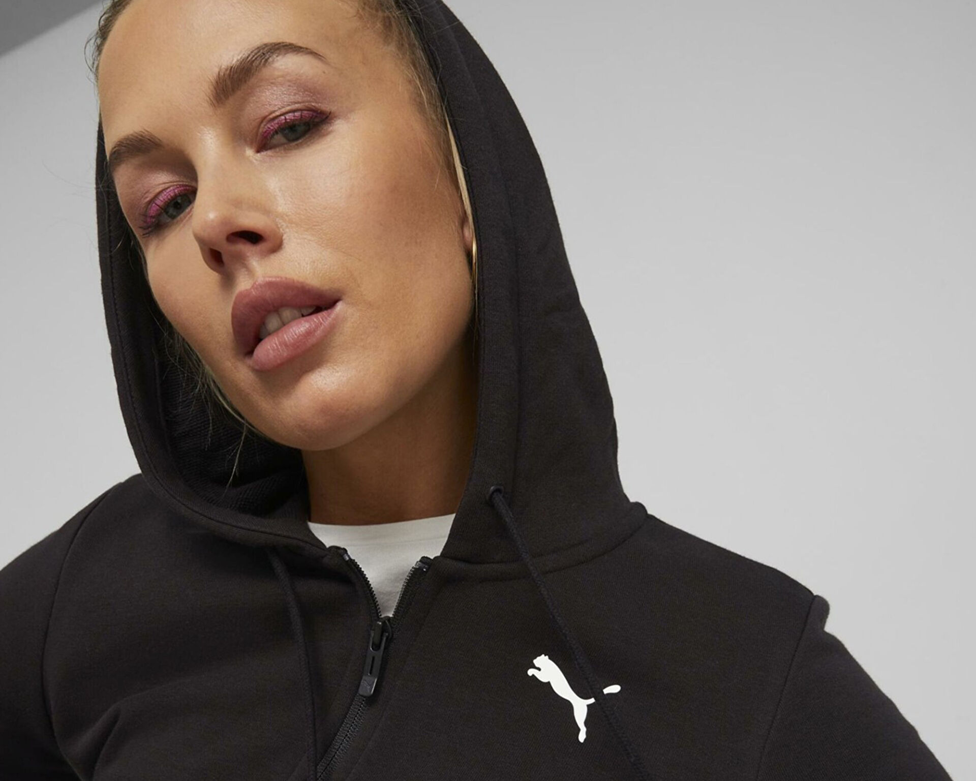 Classic puma on sale tracksuit