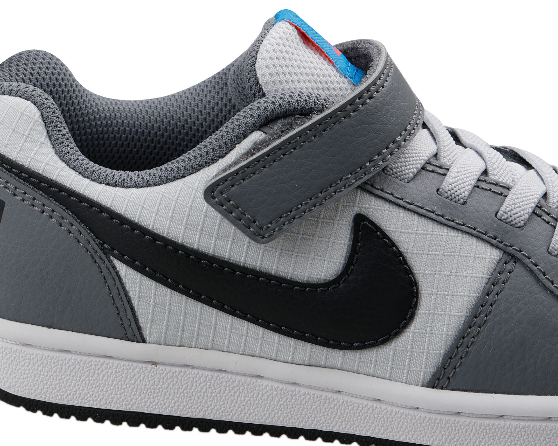 Nike 870025 hotsell