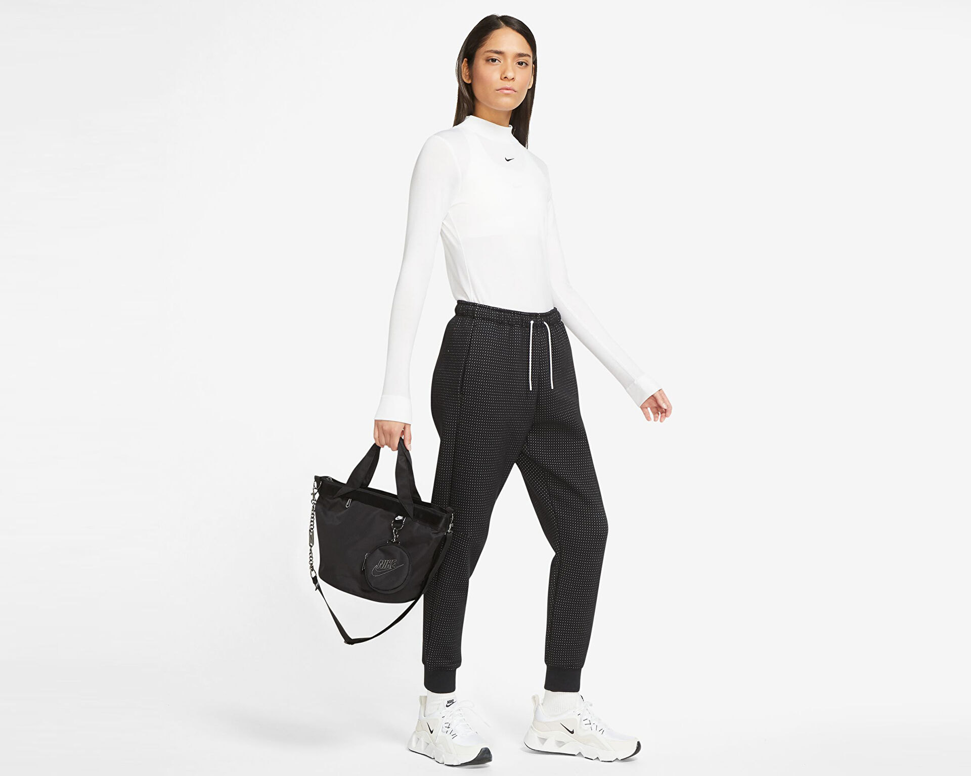 Nike Kadın Sportswear Futura Luxe Siyah CW9303-010