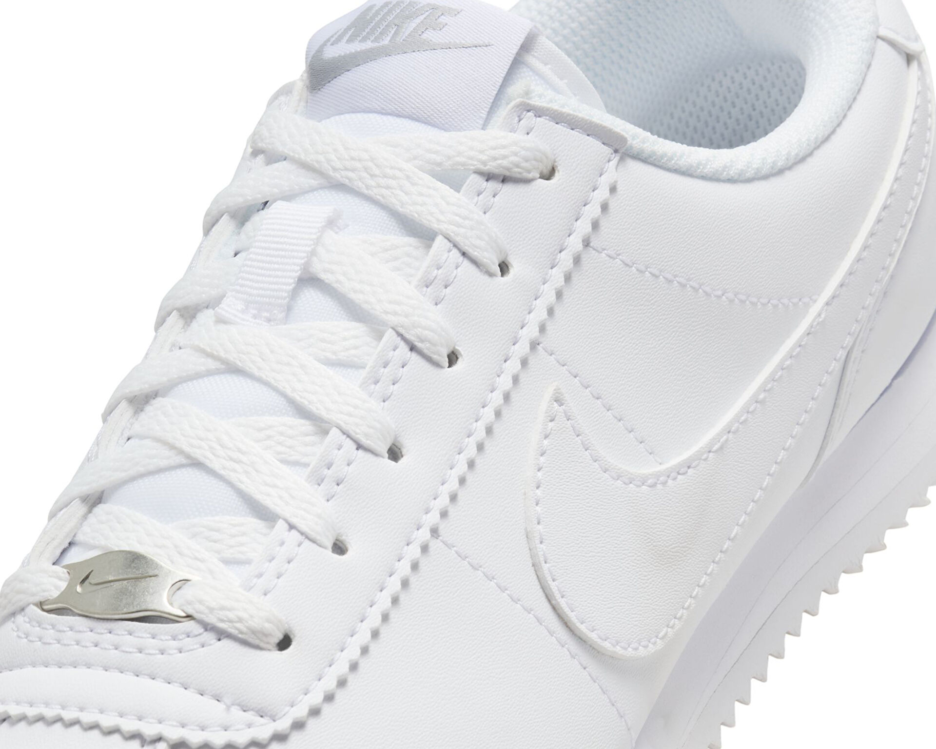 スニーカー nike cortez junior shoes DM0950-107 Nike Cortez Big Kids' Shoes. Nike.com