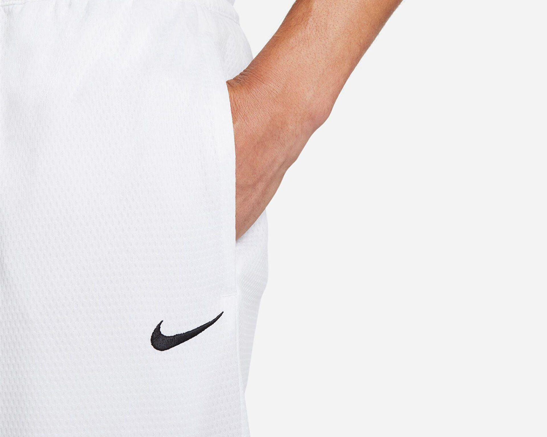 Nike fashion shorts discount