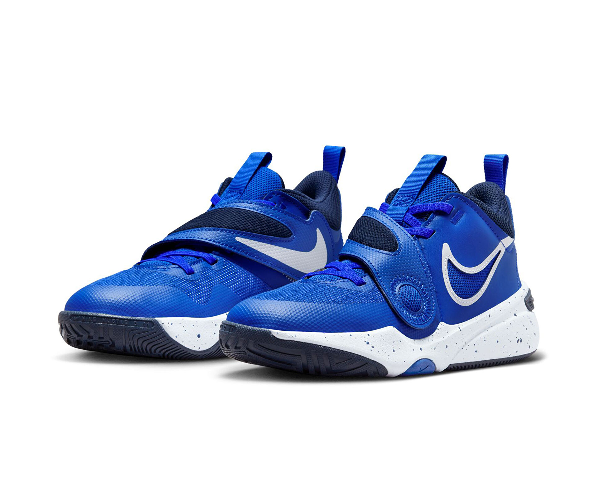 Nike team hustle d8 green sale