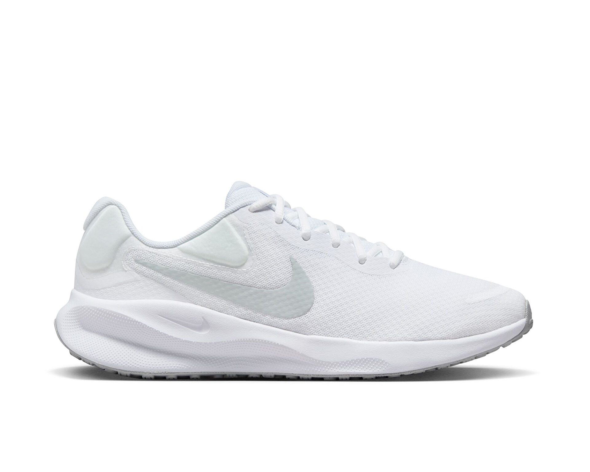 Nike sports shoes black and white store