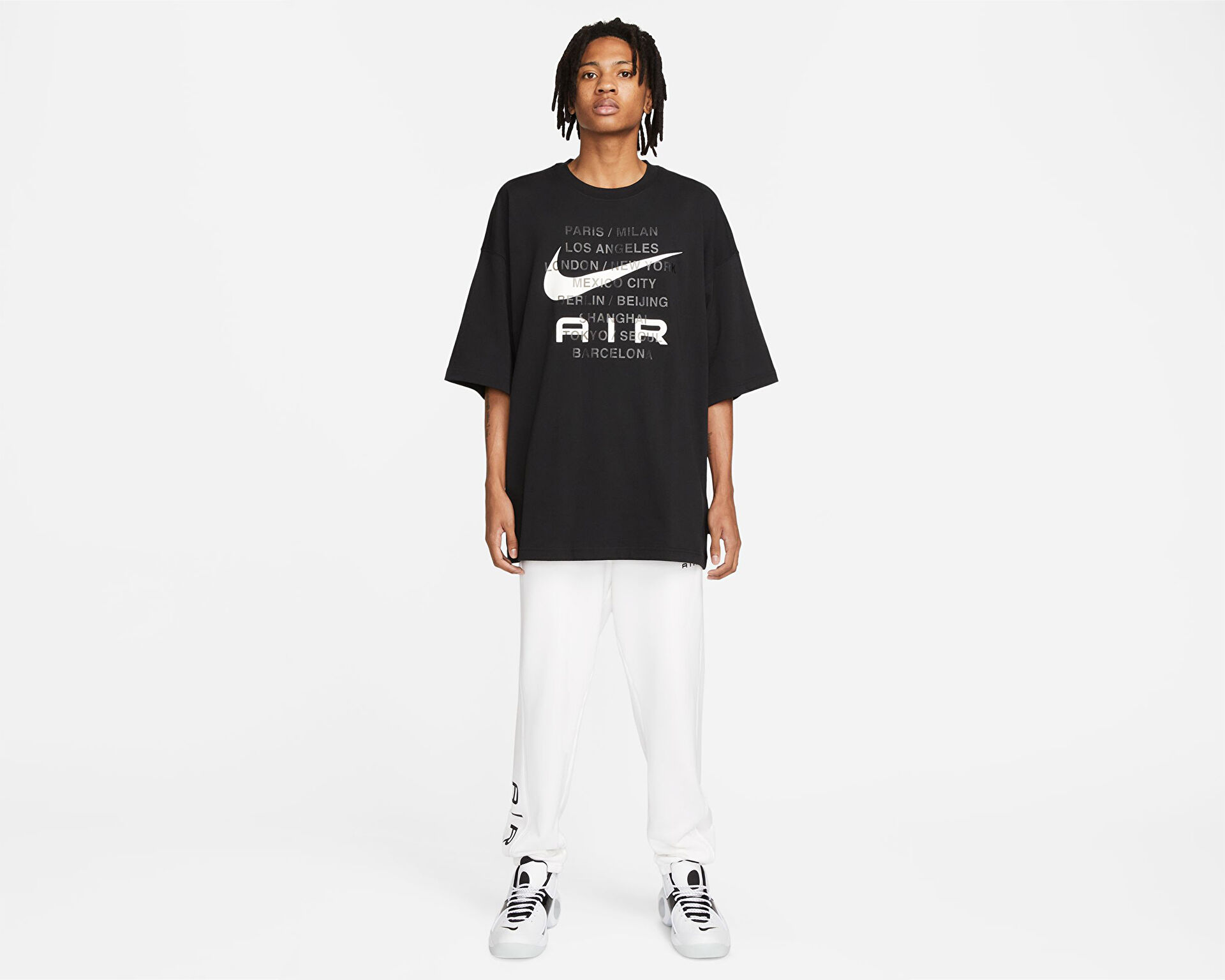 Nike sportswear shanghai crew shop