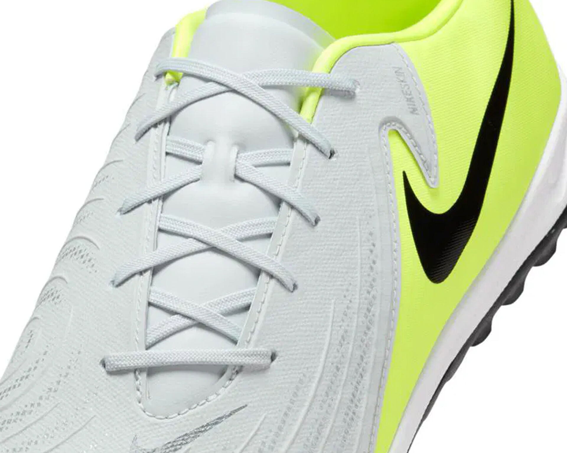 Nike sports trainers store