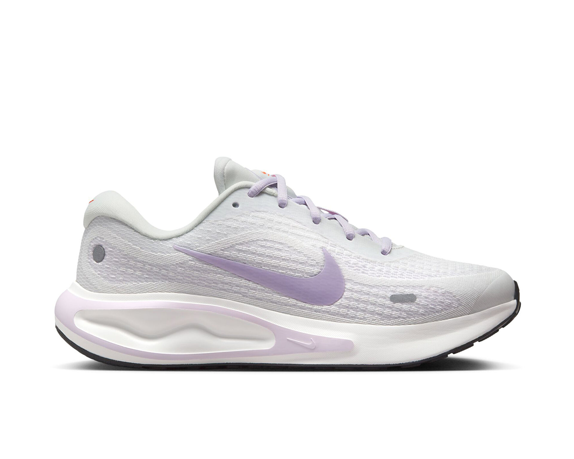 Nike sports shoes for women store