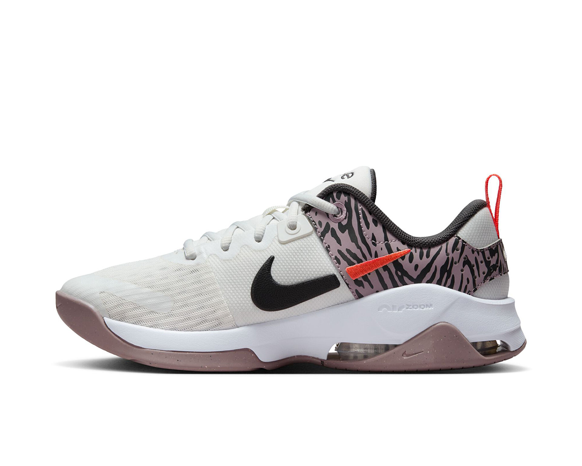 Nike bella trainer 2025
