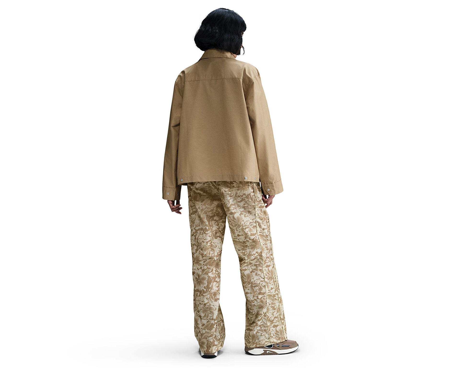 ジャケット NIKE Woman Jacket Beige HJ1007 297 NIKE Kadın W NSW ESSNTL WVN CRGO JKT Çok Renkli HJ1007-297