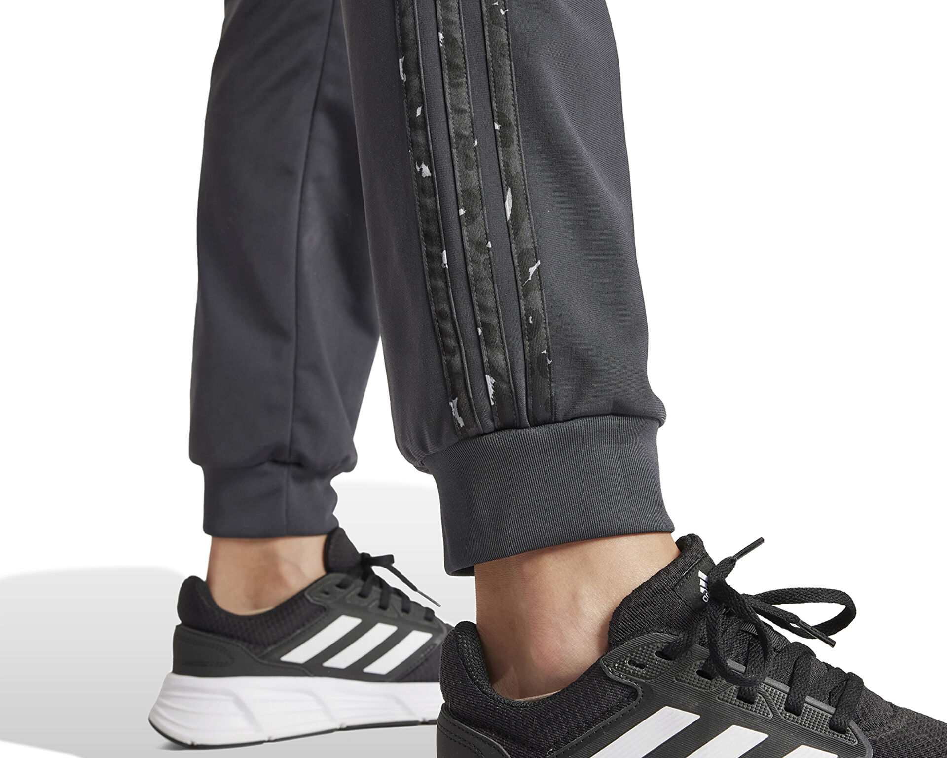 Adidas asweerun bayan shop