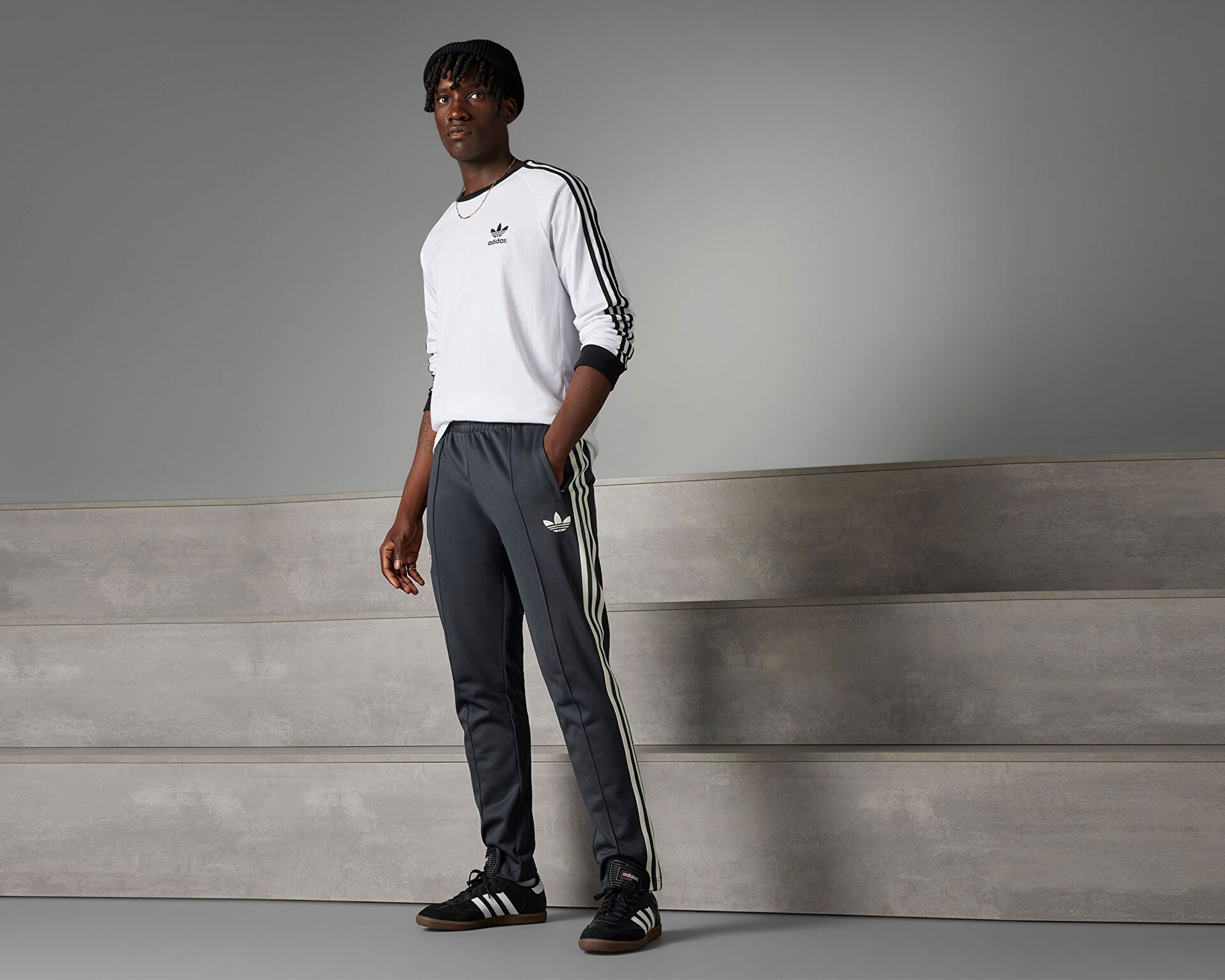 adidas Erkek Almanya Beckenbauer E ofman Alt Siyah IU2101
