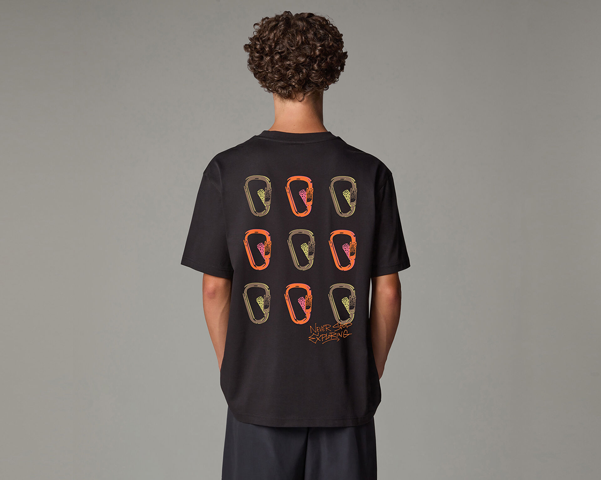 THE NORTH FACE Erkek U SS NSE OVERSIZED TEE Siyah