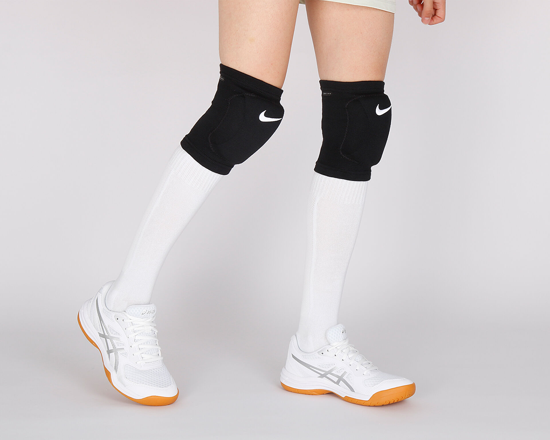 Nike streak volleyball knee pads outlet