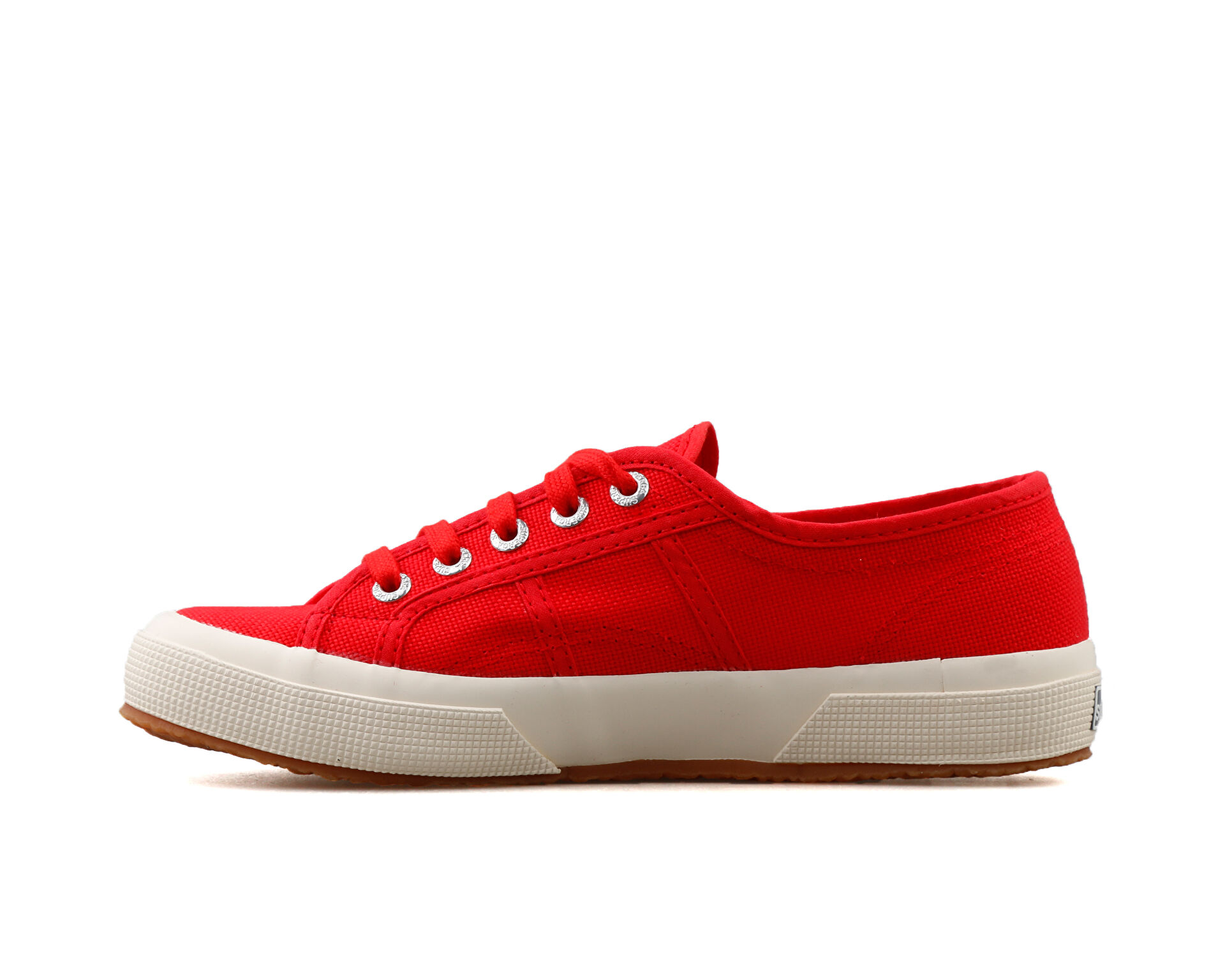 Kırmızı superga 2025