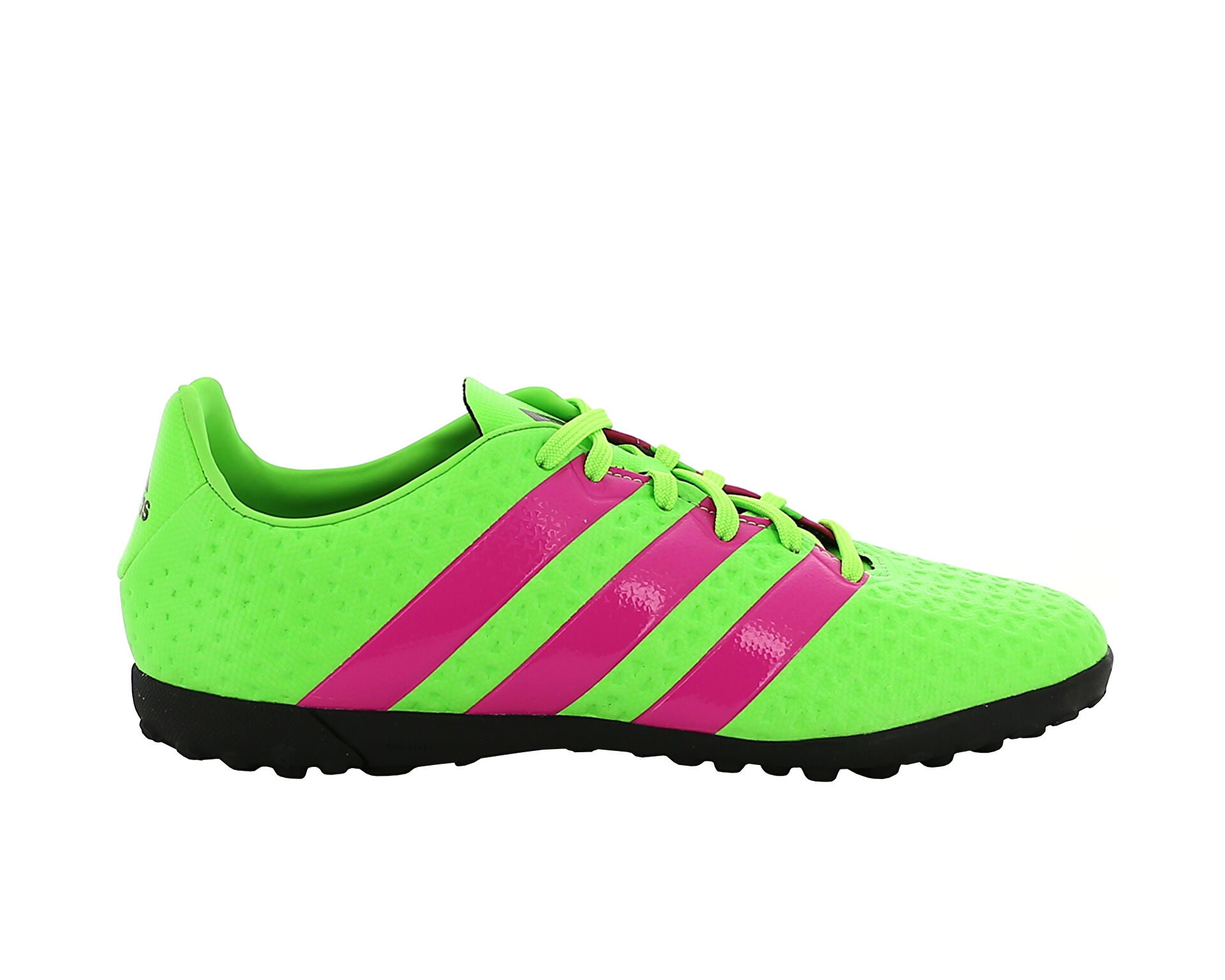 Adidas ace outlet 16 halı saha