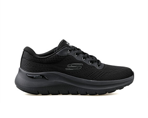 Skechers Ayakkab modellerinde tan nm kaliteli markan n guvenilir tecrubesiyle yeni sezon modelleri Korayspor