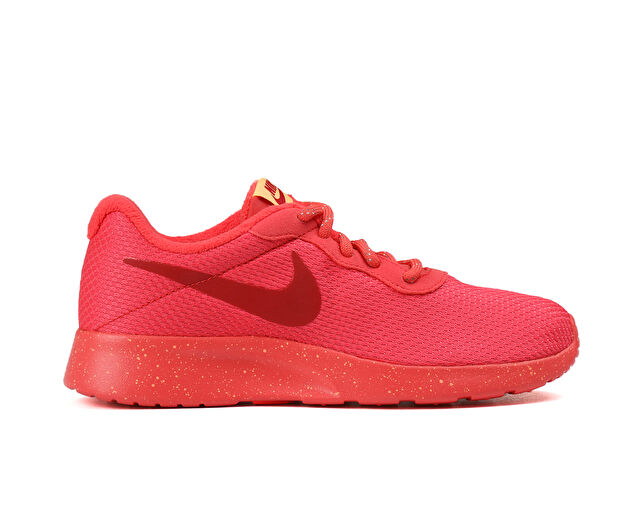 Nike tanjun se sneakers online