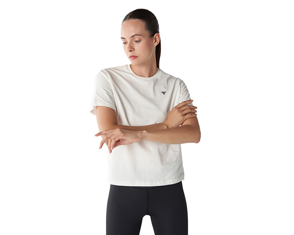 Hummel Hmlt-Ic Icona Regular T-Shirt Kadın Günlük Tişört 911867-9003 Siyah