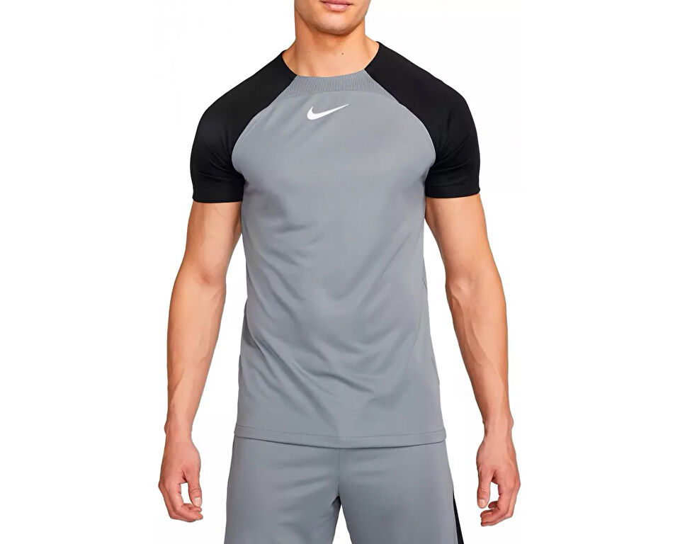Nike Academy Pro Üst S/S Erkek Futbol Antrenman Tişörtü DH9225-084 Gri