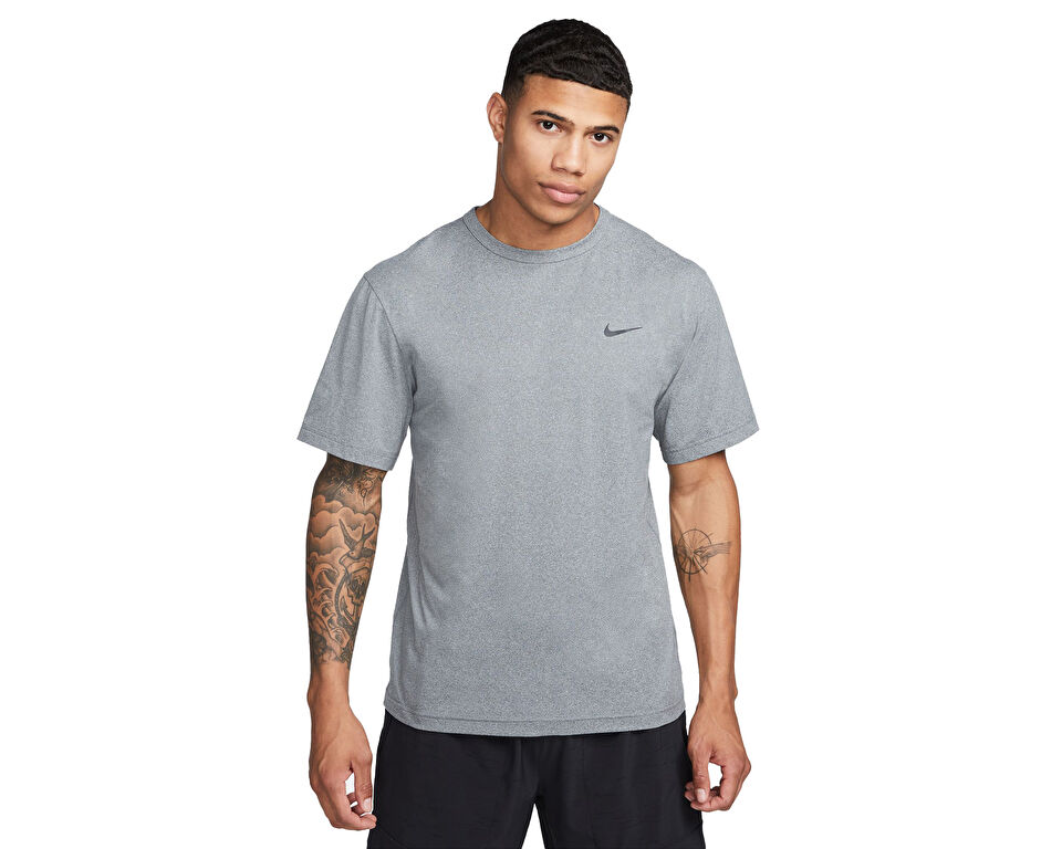 Nike Dri-Fit Uv Hyverse Erkek Antrenman Tişörtü DV9839-097 Gri