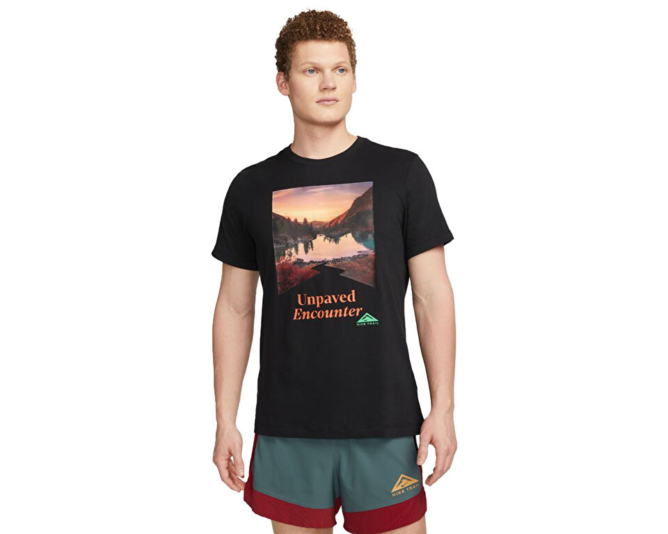Nike Trail Dri-Fit Erkek Koşu Tişörtü FD0120-010 Siyah